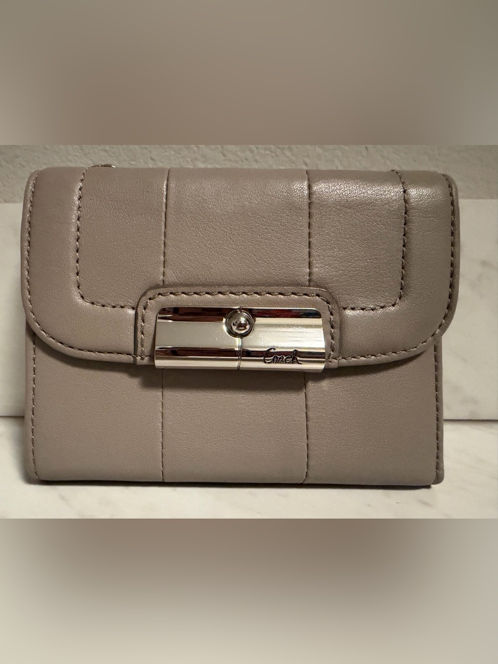Coach Small Leather Wallet in Gray